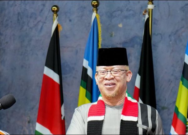 Heavy rains raise flood fears as government urges vigilance