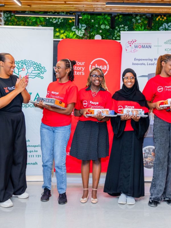 Four Young Kenyan Women Win GirlCode Hackathon with AI-Powered Transport Payments Solution